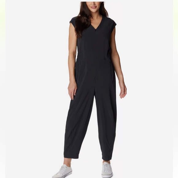 NWT Black Columbia Boundless Beauty One Piece Jumpsuit zip up Med - Picture 1 of 10